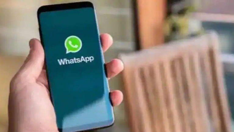 What is the Difference Between WhatsApp Web and WhatsApp Desktop App?