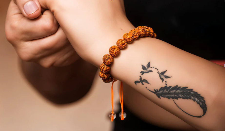 A Complete Guide to Choosing the Right Spiritual Bracelet for Your Journey