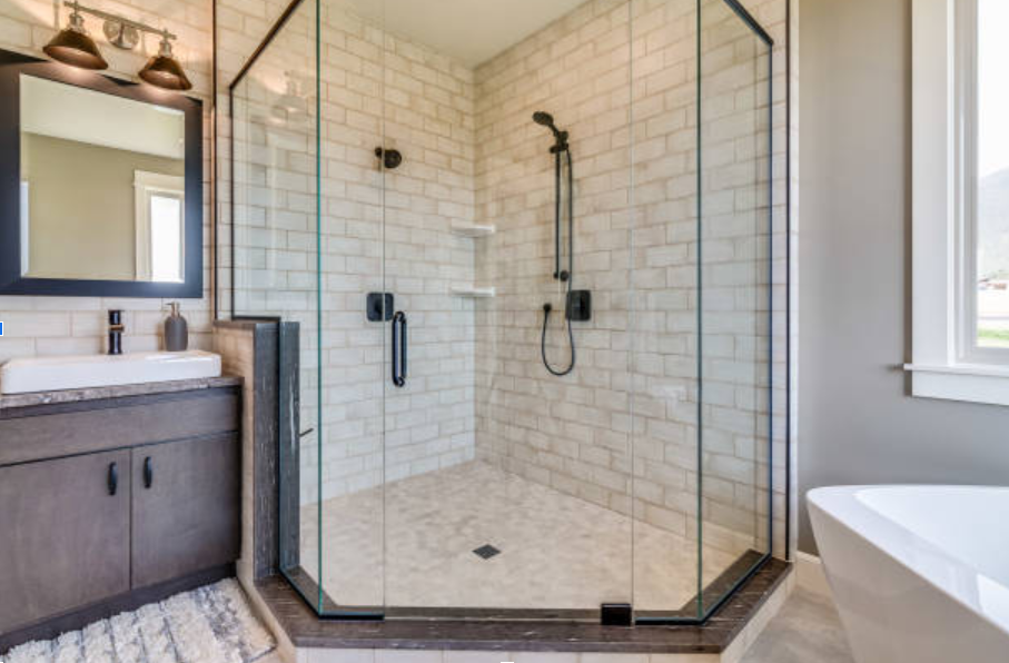 How Shower Remodeling Can Improve Comfort and Functionality