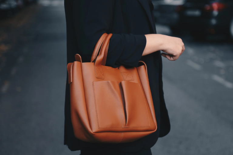 Choosing the Right Everyday Bag for Modern Working Women
