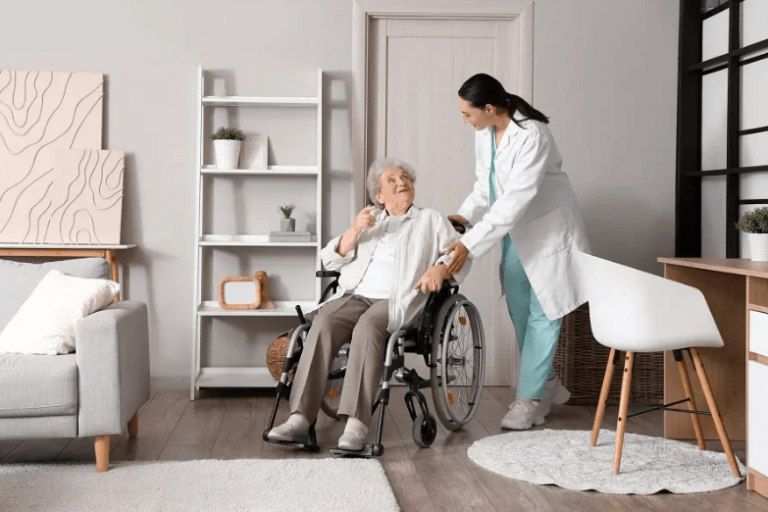 Transitioning Smoothly: The Benefits of Specialized Post-Hospitalization Care at Home